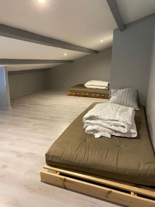 Appartement entièrement refait à neuf à 150 m de la plage Narbonne-Plage Extérieur photo